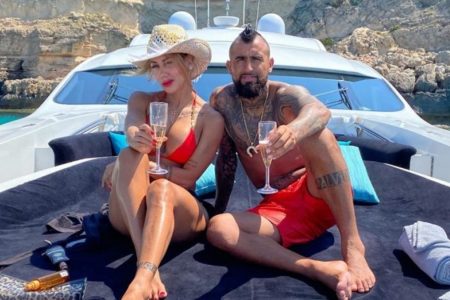 Arturo Vidal Y Sonia Isaza