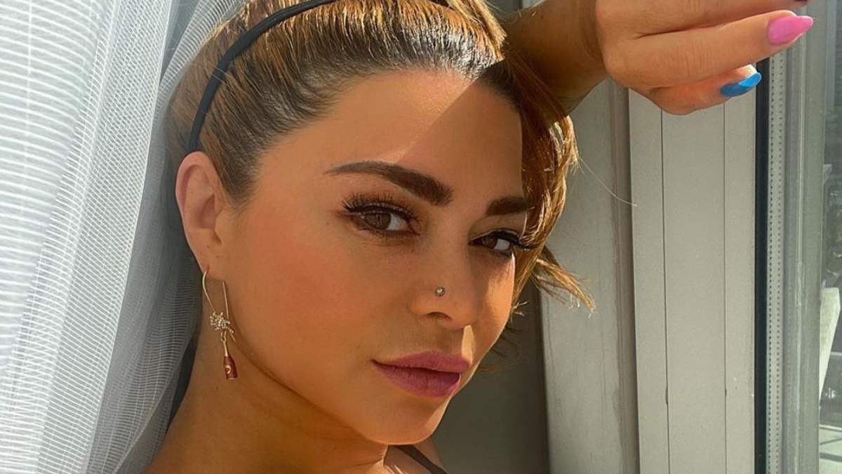 Antonella Ríos deja la escoba en Instagram con atrevidas postales — Radio  Corazón