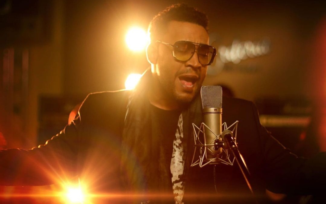 Chile deja con la boca abierta a Don Omar al cantar "Ella y Yo" — Radio