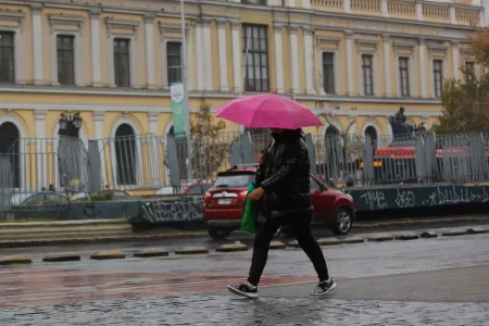 Lluvia En Santiago Hora Semana