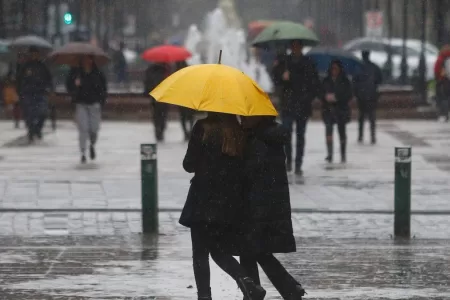 Lluvia En Santiago Febrero