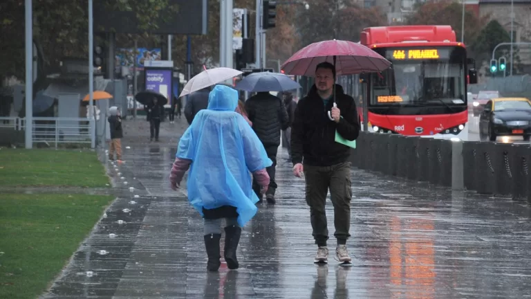 Cortes De Luz Lluvia En Santiago