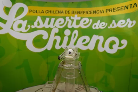 La Suerte De Ser Chileno, Radio Corazón